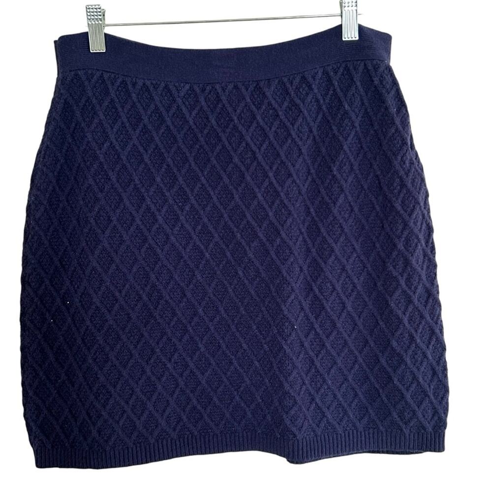 Lilly Pulitzer Lizona Cabled Sweater Skirt in Low Tide Navy Size Large - Picture 3 of 9